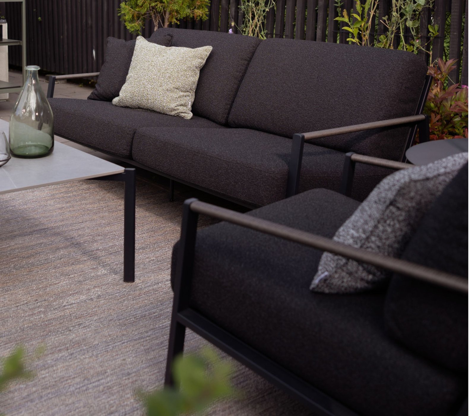 Lauko poilsio komplektas LYRA Black_bjarnum baldai