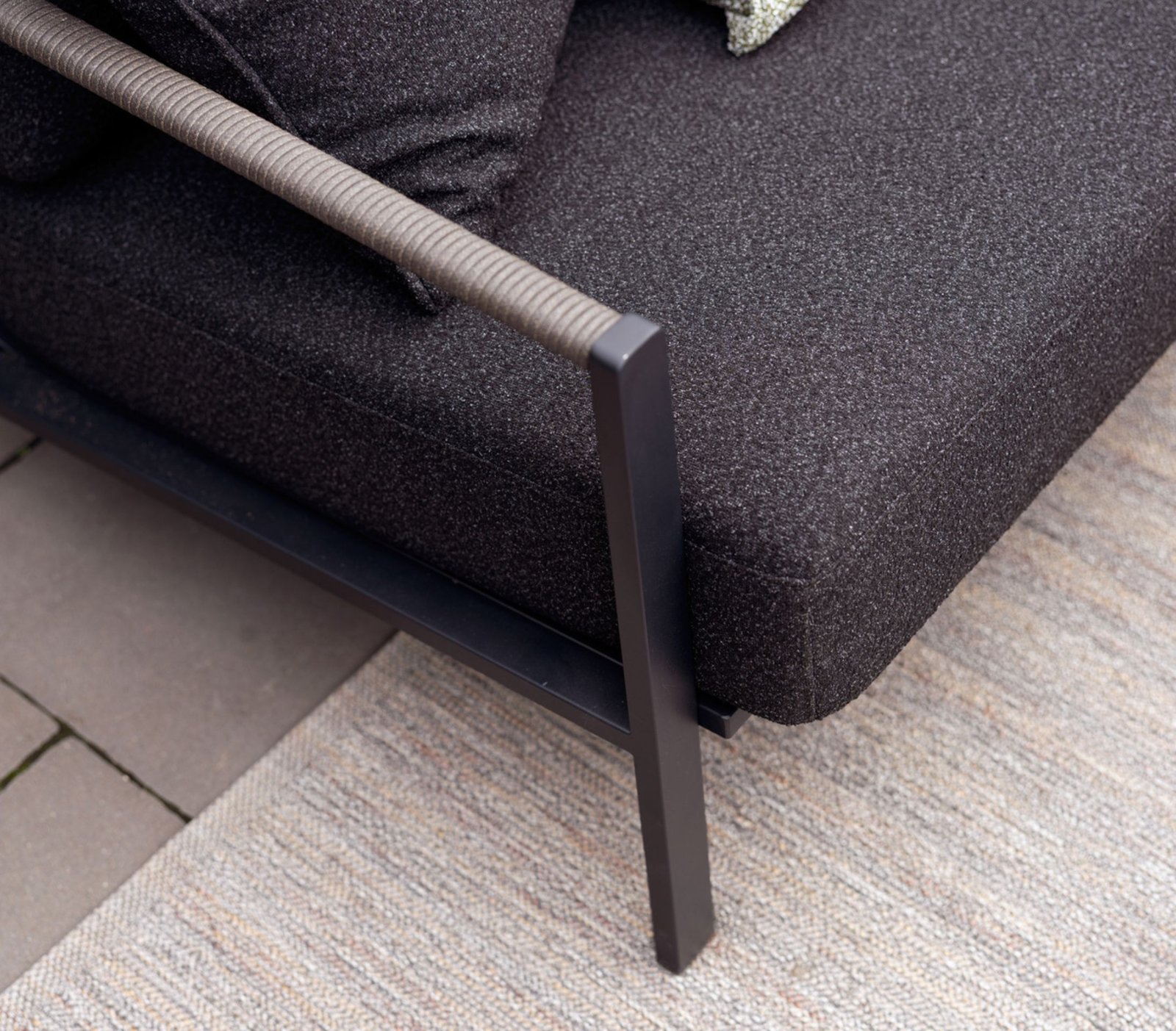 Lauko poilsio komplektas LYRA Black_bjarnum baldai