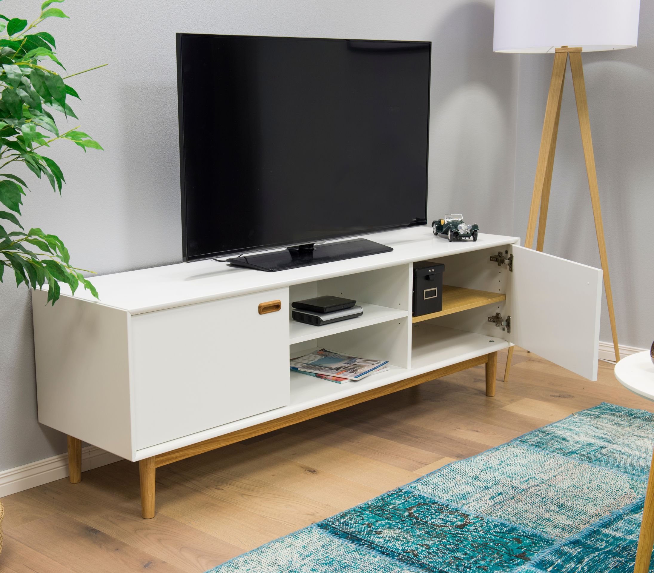 SVEA TV spintelė 4762_Bjarnum baldai