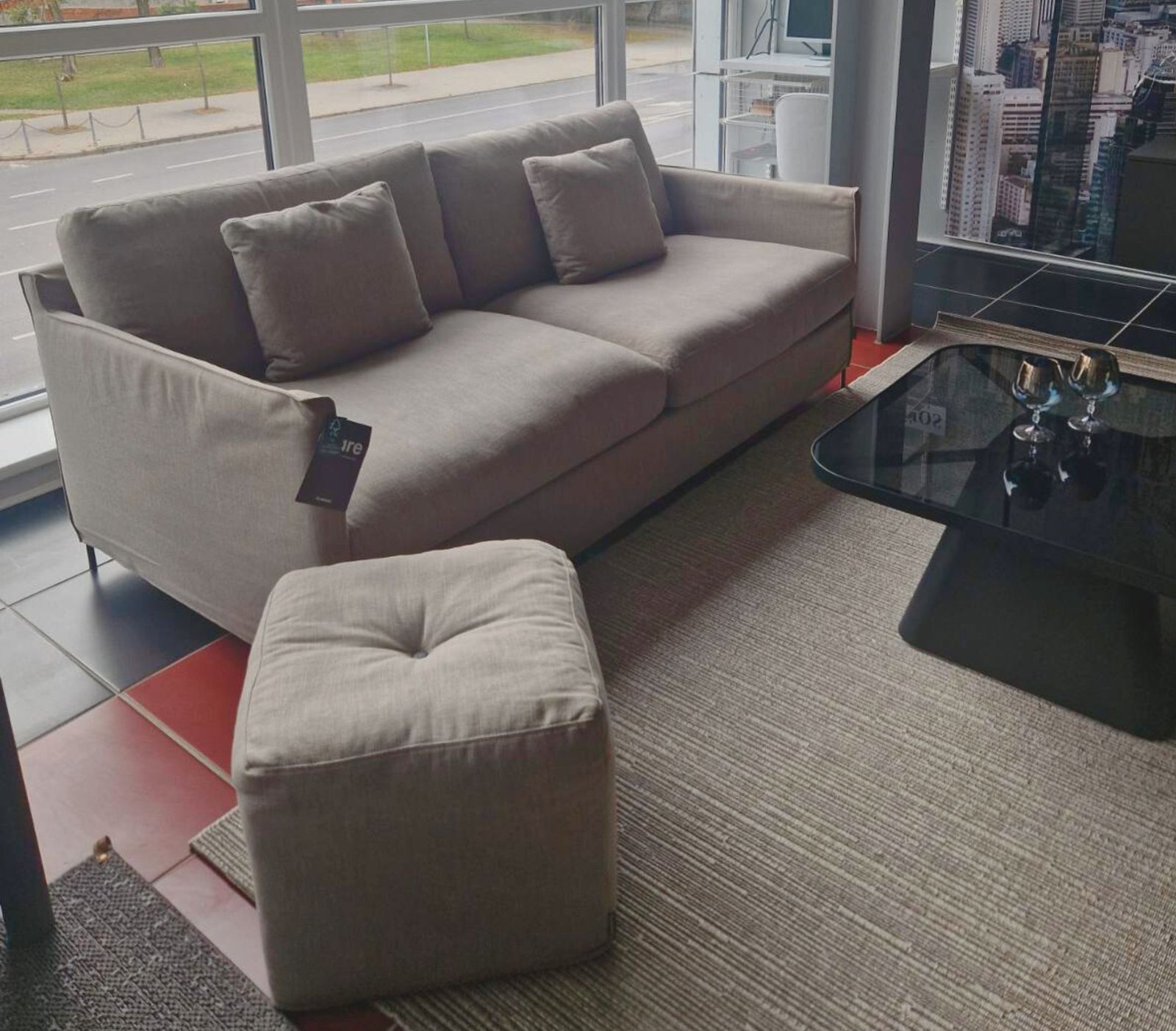 Trivietė sofa PETITO LC
