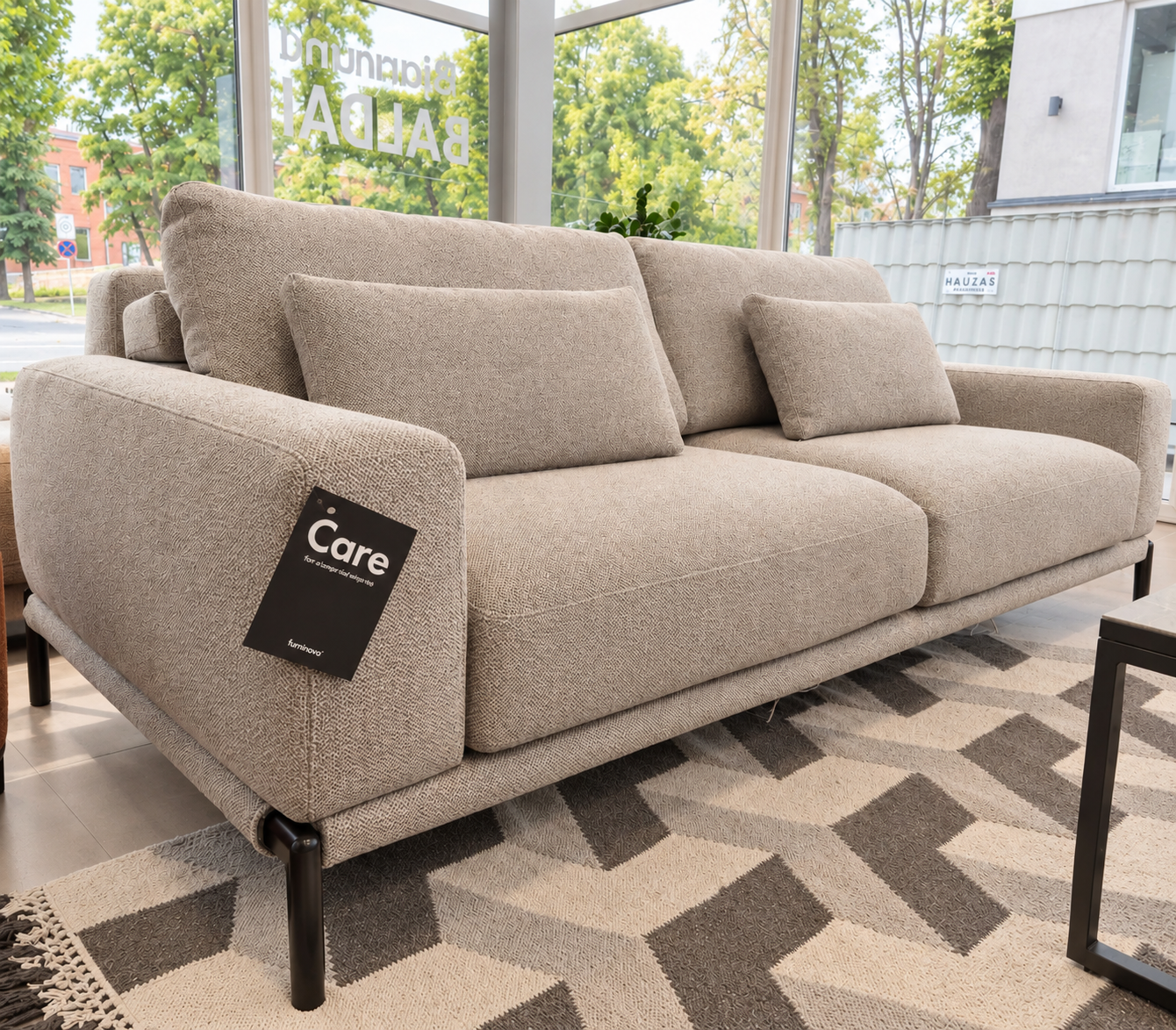 Trivietė sofa JUNE_Bjarnumbaldai